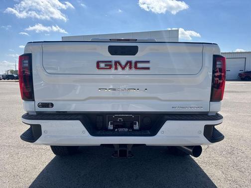 Summit White 2026 GMC Sierra 2500 Denali