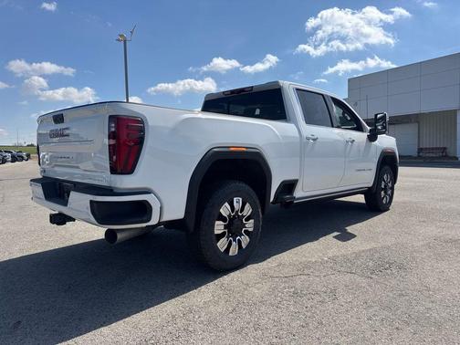 Summit White 2026 GMC Sierra 2500 Denali