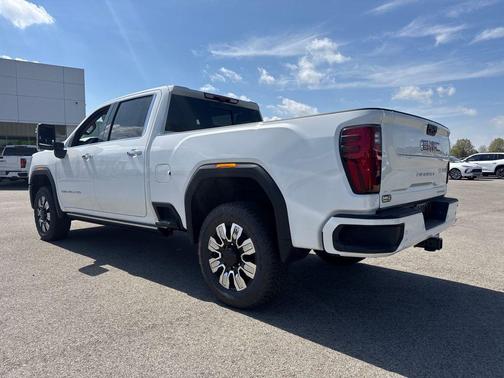 Summit White 2026 GMC Sierra 2500 Denali