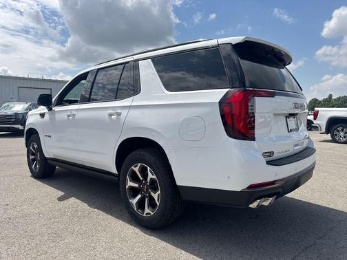 Summit White 2026 GMC Yukon 4WD AT4 Ultimate