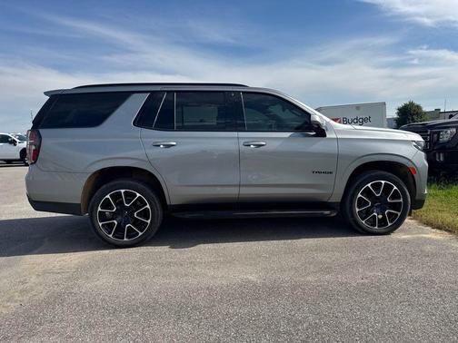 2023 Chevrolet Tahoe 4WD RST
