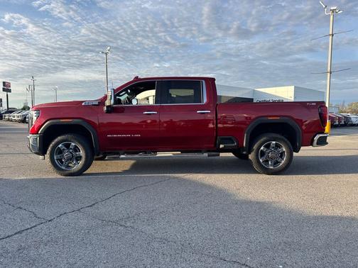 2025 GMC Sierra 2500 SLT