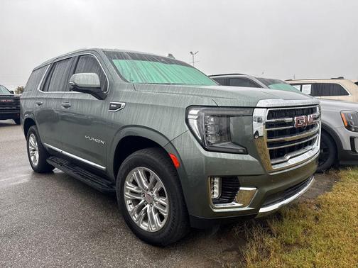 2023 GMC Yukon SLT