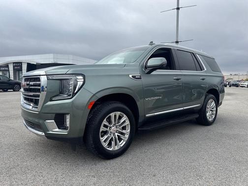 2023 GMC Yukon SLT