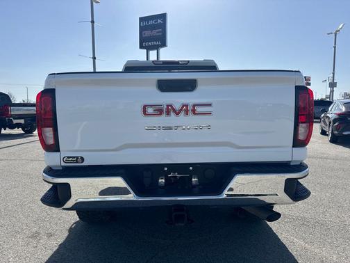 2024 GMC Sierra 2500 Pro