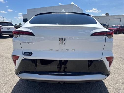 Summit White 2026 Buick Envista Sport Touring FWD