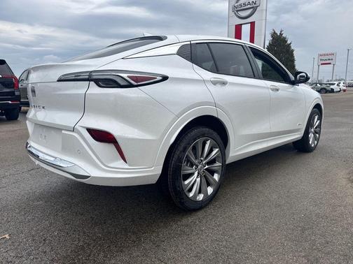 2026 Buick Envista Avenir FWD