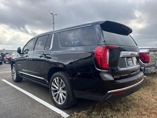 2022 GMC Yukon XL Denali