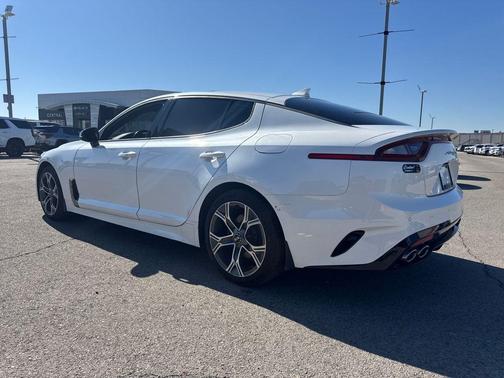 2021 Kia Stinger GT-Line