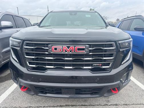 2025 GMC Acadia AWD AT4