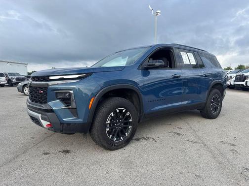 Lakeshore Blue Metallic 2024 Chevrolet Traverse AWD Z71