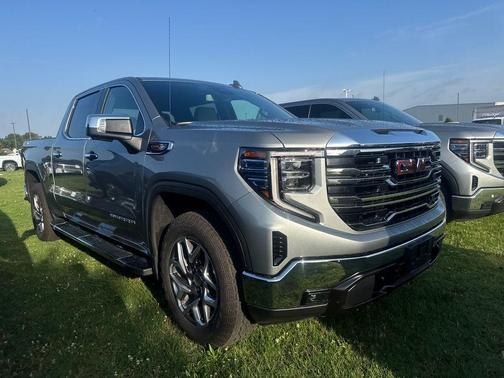 Sterling Metallic 2023 GMC Sierra 1500 SLT