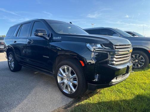 2022 Chevrolet Tahoe 4WD High Country