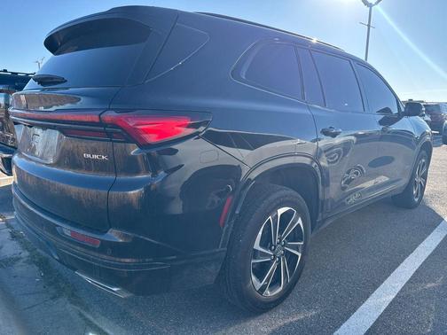 2025 Buick Enclave Sport Touring