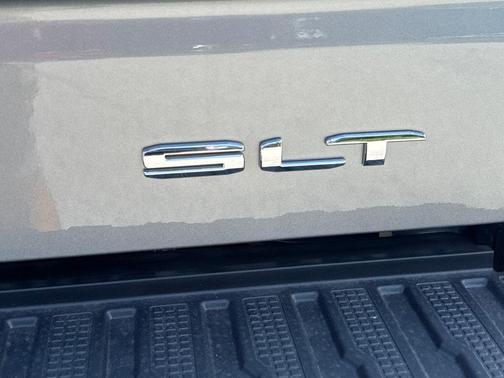 Sterling Metallic 2026 GMC Sierra 1500 SLT