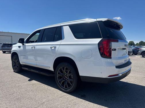 Summit White 2026 GMC Yukon 4WD Elevation