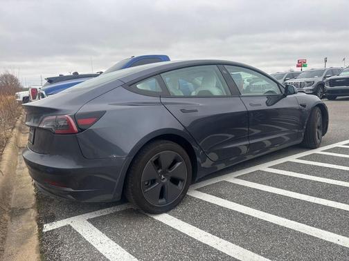 2023 Tesla Model 3 Standard Range