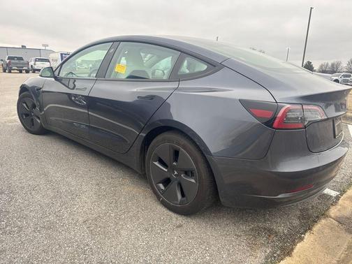 2023 Tesla Model 3 Standard Range