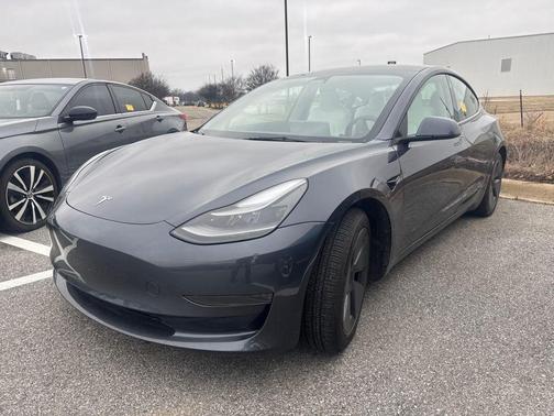 2023 Tesla Model 3 Standard Range