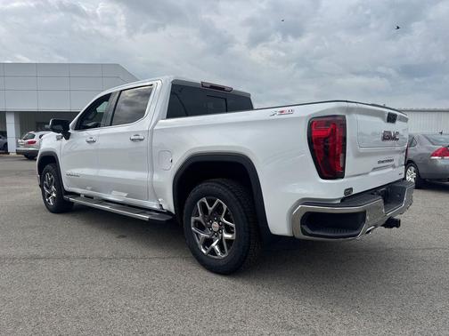Summit White 2026 GMC Sierra 1500 SLT