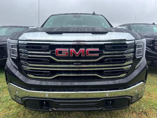 Onyx Black 2026 GMC Sierra 1500 SLT