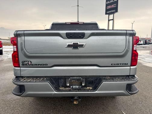 2024 Chevrolet Silverado 1500 Custom