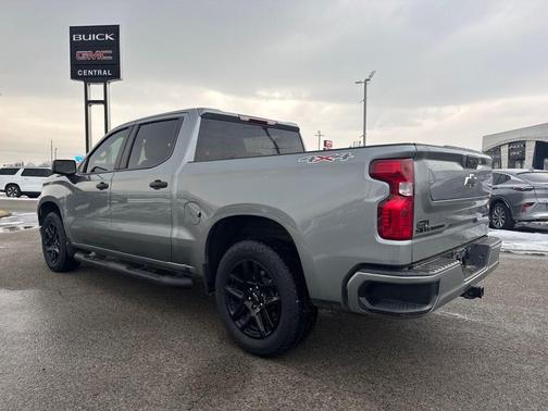 2024 Chevrolet Silverado 1500 Custom