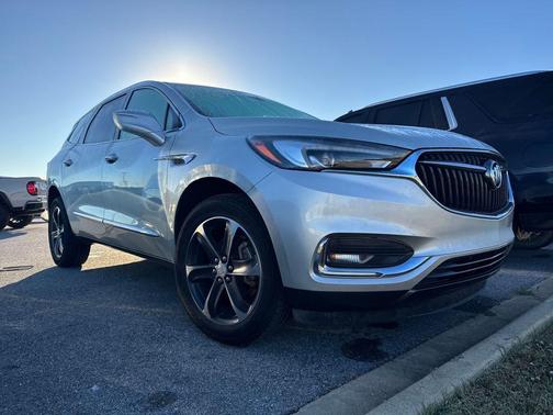 2018 Buick Enclave Essence