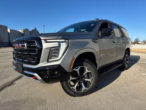 2026 GMC Yukon 4WD AT4