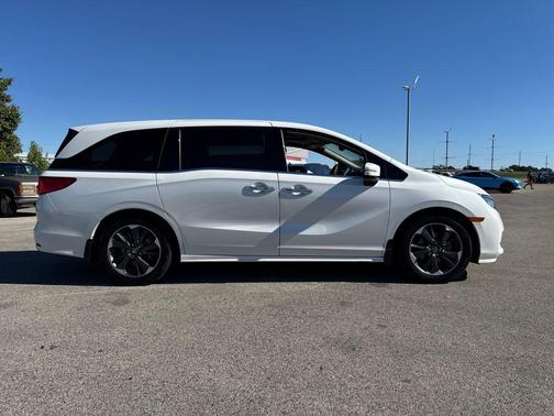 2023 Honda Odyssey Elite