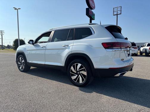 2024 Volkswagen Atlas 2.0T SEL