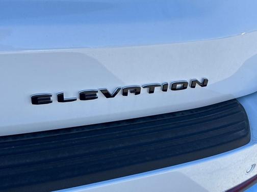 2026 GMC Yukon XL 4WD Elevation