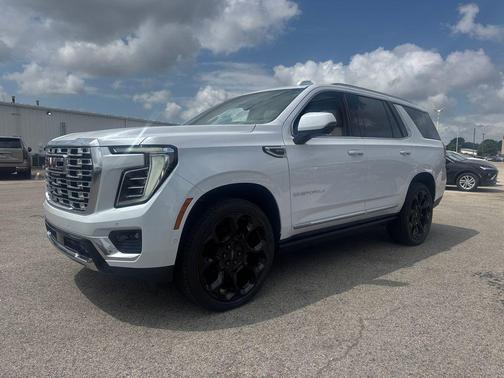 Glacier White Tricoat 2026 GMC Yukon Denali