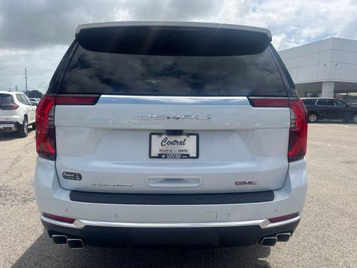 Glacier White Tricoat 2026 GMC Yukon Denali