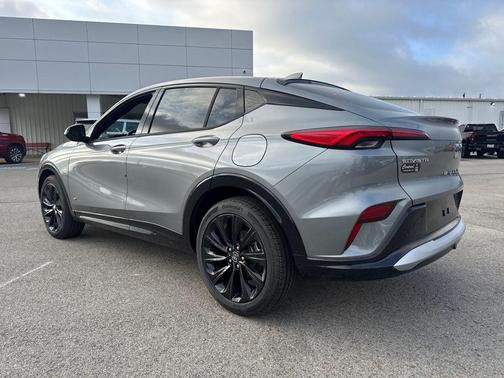 Moonstone Gray Metallic 2026 Buick Envista Sport Touring FWD