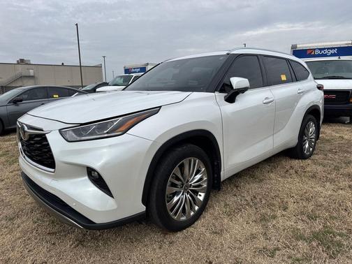 2024 Toyota Highlander Platinum