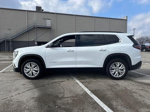 2024 GMC Acadia FWD Elevation