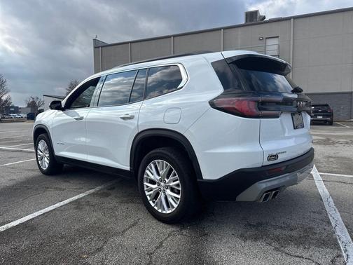 2024 GMC Acadia FWD Elevation