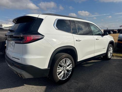 2024 GMC Acadia FWD Elevation