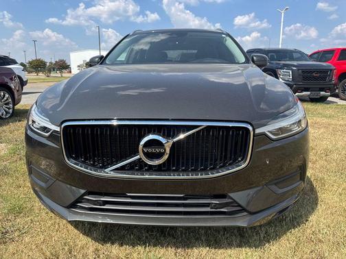 2018 Volvo XC60 T6 Momentum