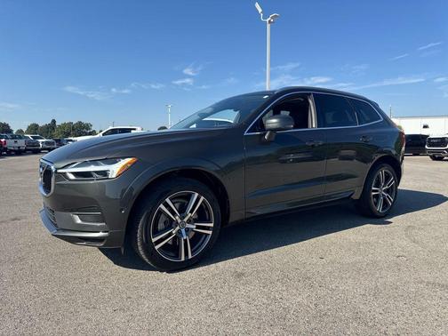 2018 Volvo XC60 T6 Momentum