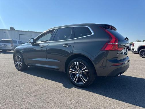 2018 Volvo XC60 T6 Momentum