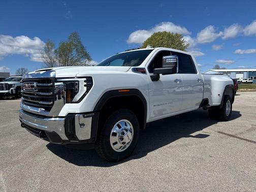 2026 GMC Sierra 3500 SLT