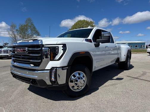 2026 GMC Sierra 3500 SLT