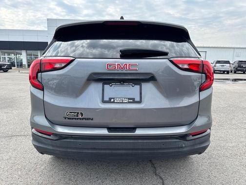 2021 GMC Terrain SLT