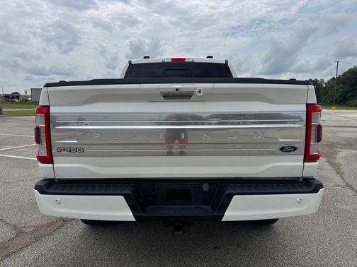 STAR WHITE METALLIC TRICOAT 2023 Ford F-150 Platinum