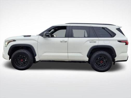 2024 Toyota Sequoia Base