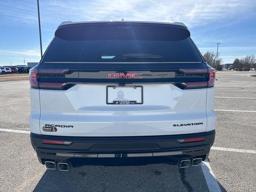 2026 GMC Acadia Elevation FWD