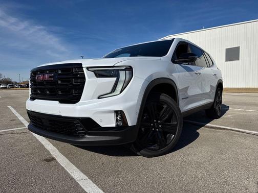 2026 GMC Acadia Elevation FWD