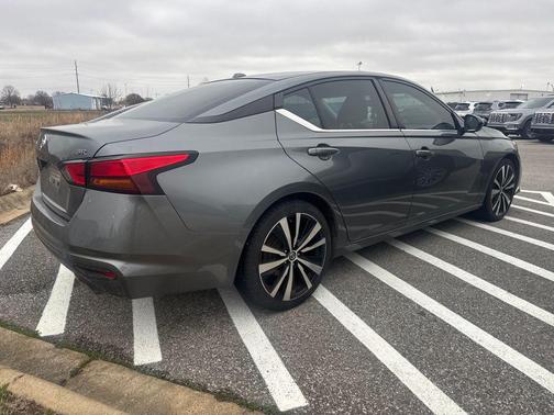 2019 Nissan Altima 2.5 SR